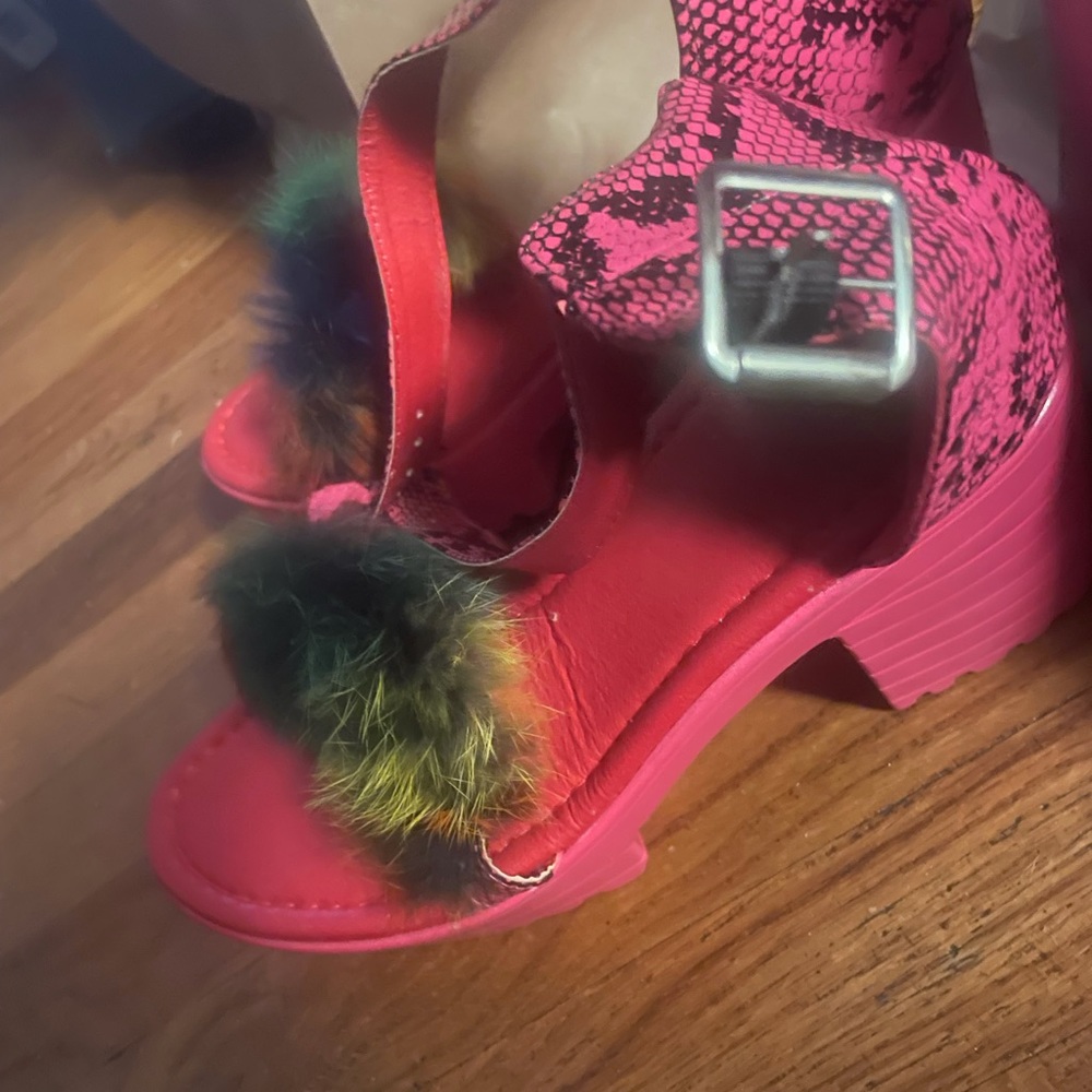 Pink Platform Heel Sandals - Picture 2 of 6